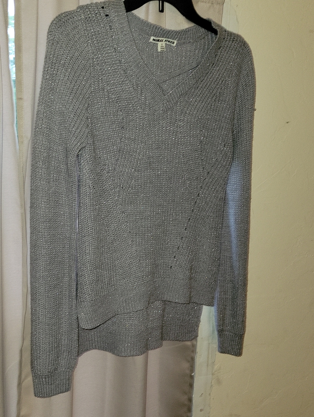 Moral Fiber Women's Silver-Gray V-Neck Knit Sweater